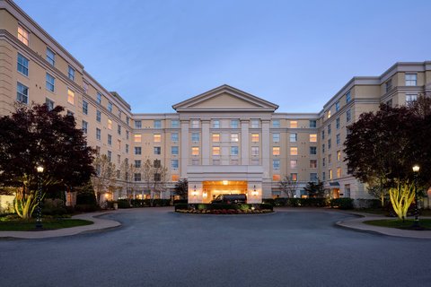 Exterior photograph of the Mystic Marriott Hotel & Spa